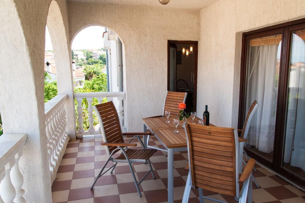 Sveti Anton  Malinska Apartment 1 מראה חיצוני תמונה