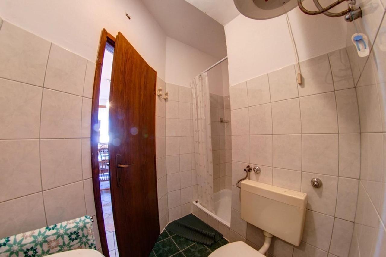 Sveti Anton  Malinska Apartment 1 מראה חיצוני תמונה