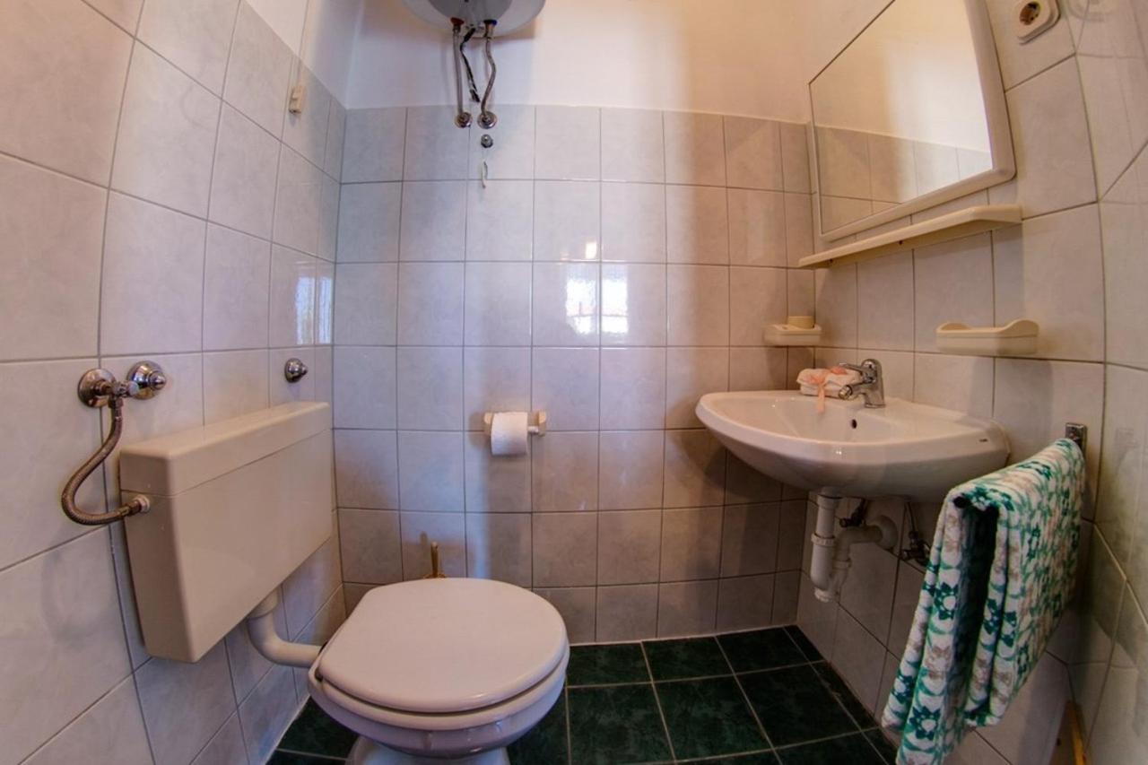 Sveti Anton  Malinska Apartment 1 מראה חיצוני תמונה